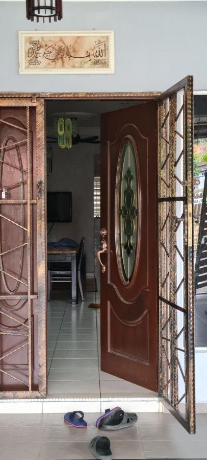 Damai Holiday Homestay Malacca Buitenkant foto